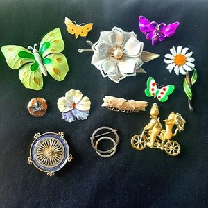 Vintage Brooch Lot- mostly enamels, butterflies and flowers
